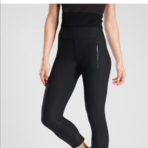 Athleta Stellar Cropped Pant Size 1X